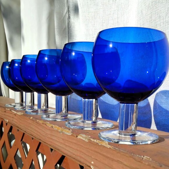 Set of 6 Vintage Crate & Barrel Cobalt Blue Thick Clear Stemmed "Deena" Wine Gla - Picture 2 of 11